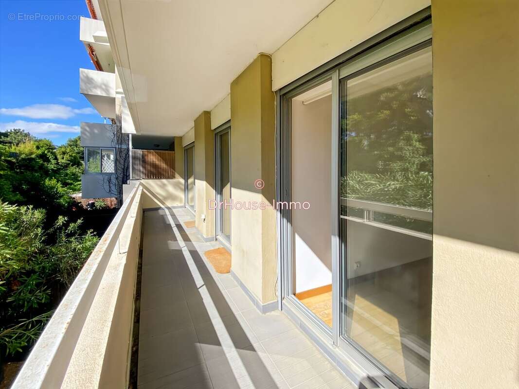 Appartement 48 m² à Marseille-8e  - photo 9