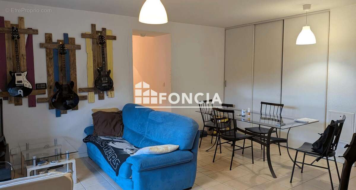 Appartement à SAINT-ASTIER