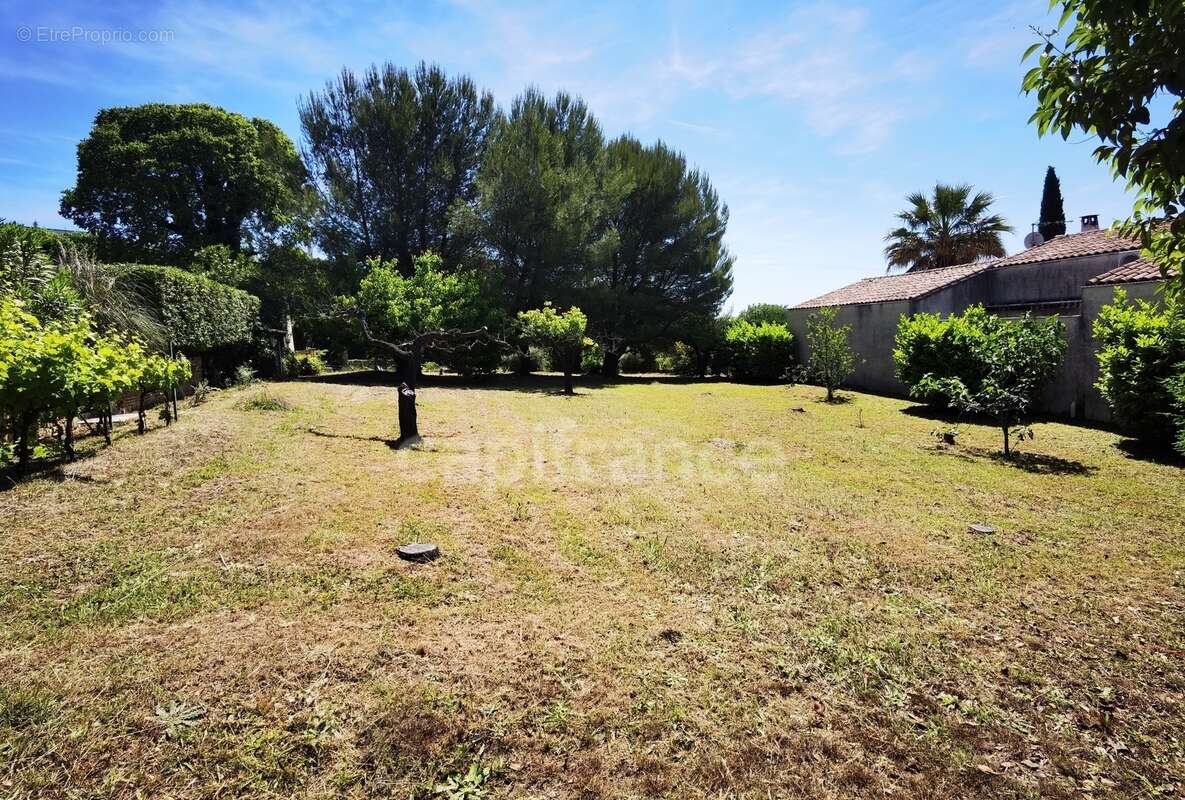 A 5 mn d'UZES (30) Maison de plain-pied 125 m2 avec vue panoramique - photo 9