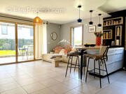 Appartement à NEYDENS