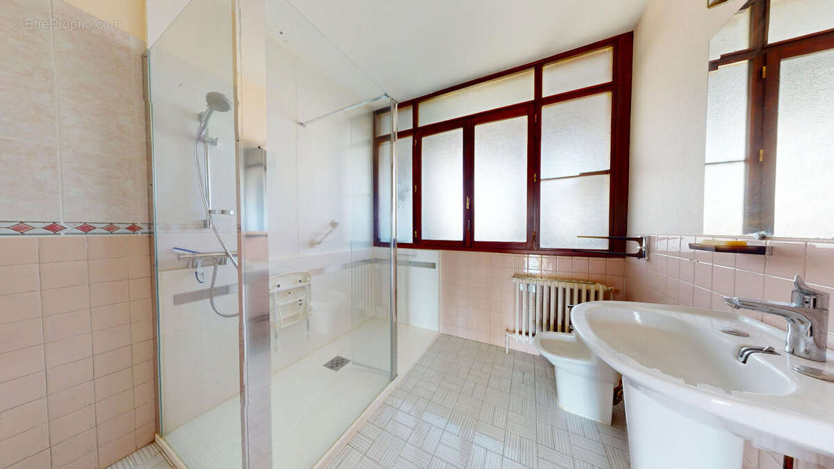 Appartement à ECHIROLLES