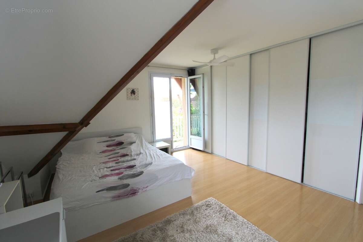Maison à vendre 6 pièces LONS (64) - photo 9