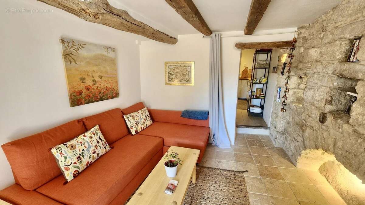 Maison à SAIGNON