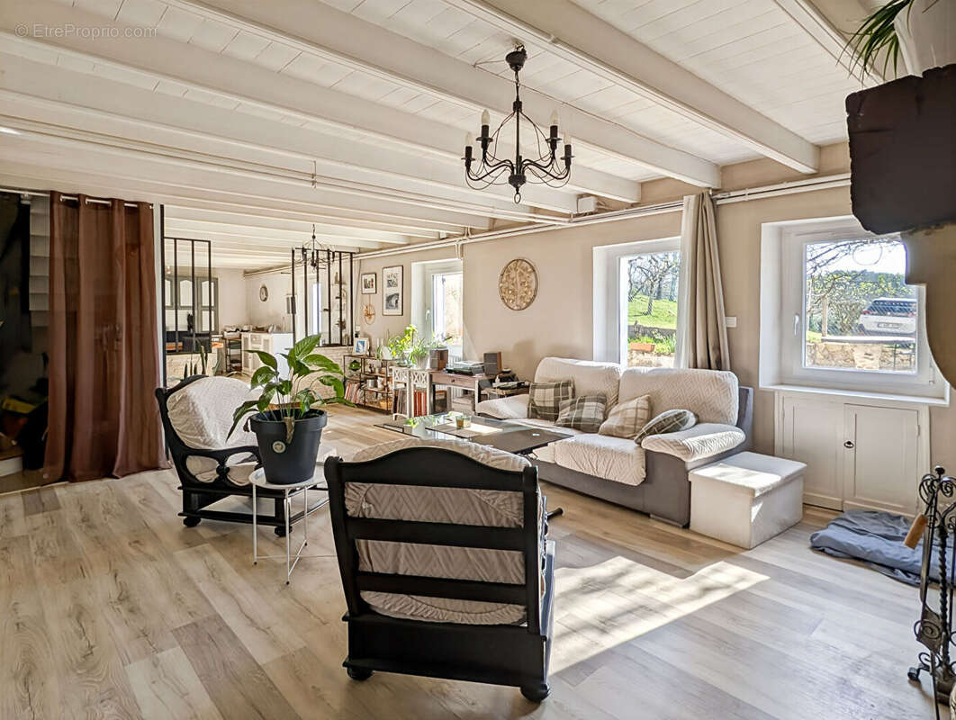 Maison à MONSEMPRON-LIBOS