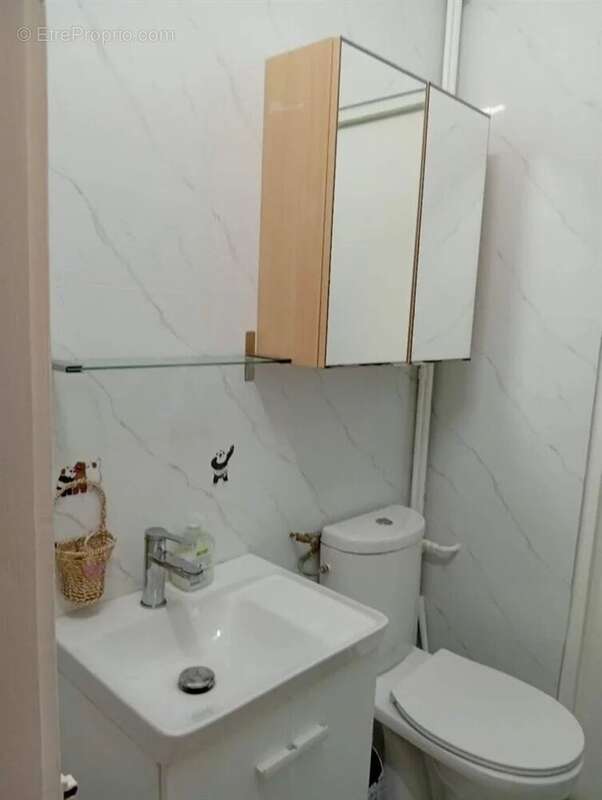 Appartement à PARIS-10E
