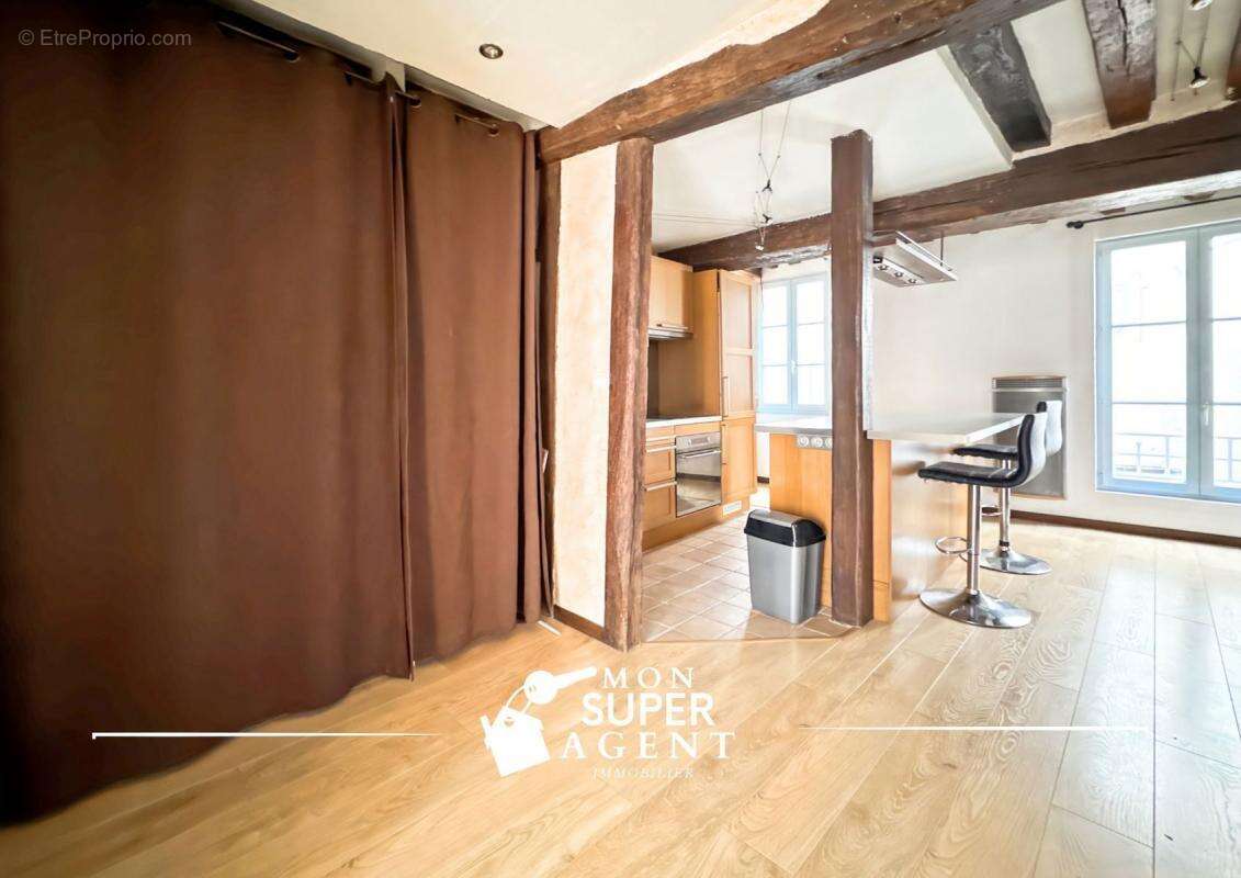 Appartement à MELUN