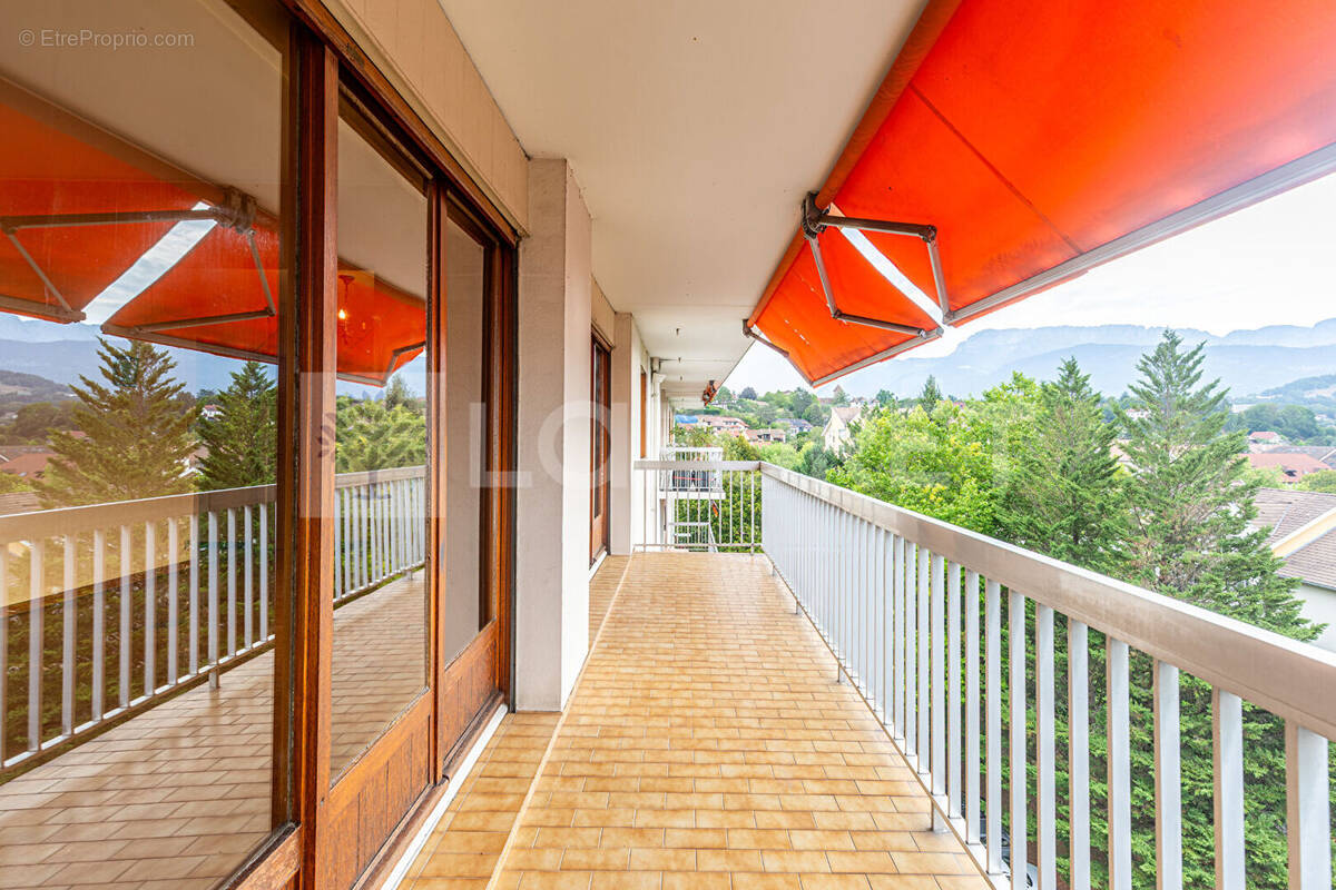 Appartement 4 pièces 100 m² · à Annecy-le-Vieux · 99,6 m² · 630 000 €