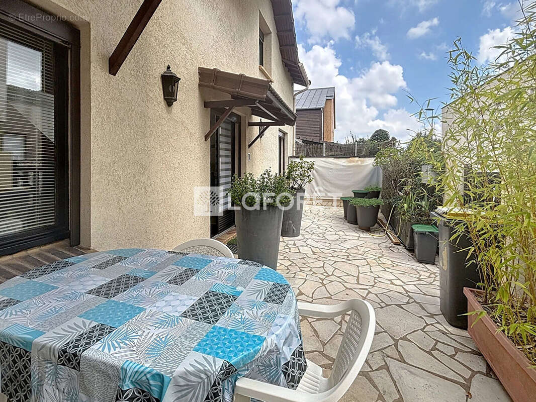 Maison à VITRY-SUR-SEINE