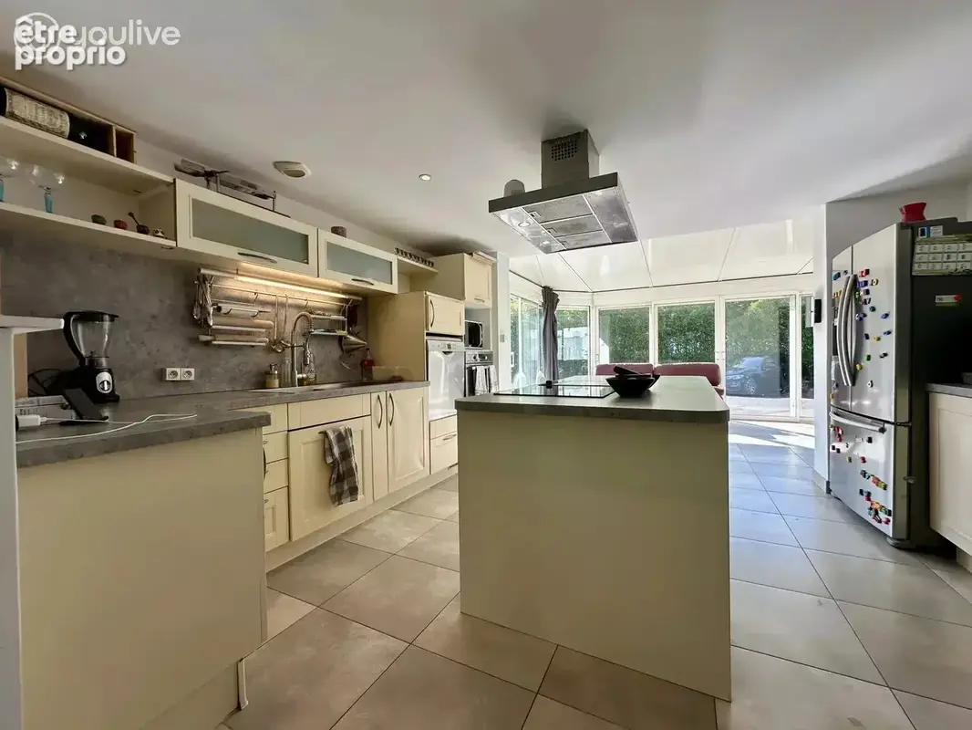Maison spacieuse avec piscine à Saint Mathurin - photo 2