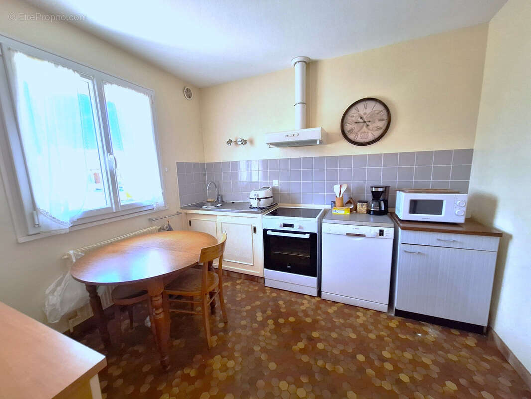 Maison à COURVILLE-SUR-EURE