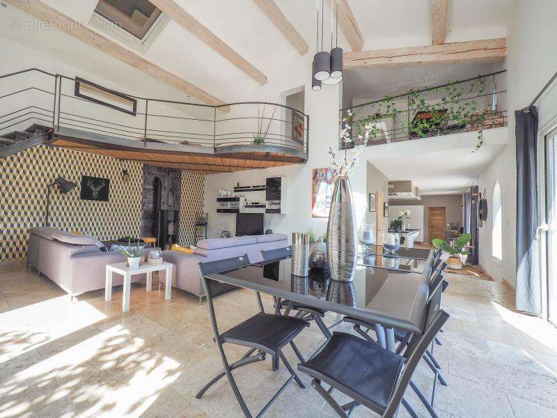 Maison à UZES