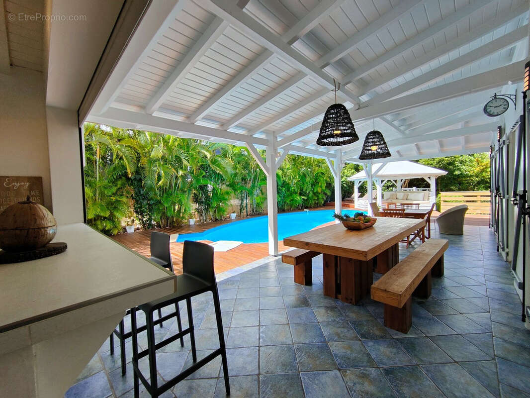 Maison à SAINTE-ANNE