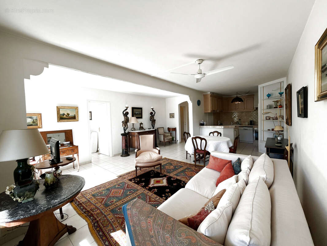 Appartement à SAINT-TROPEZ