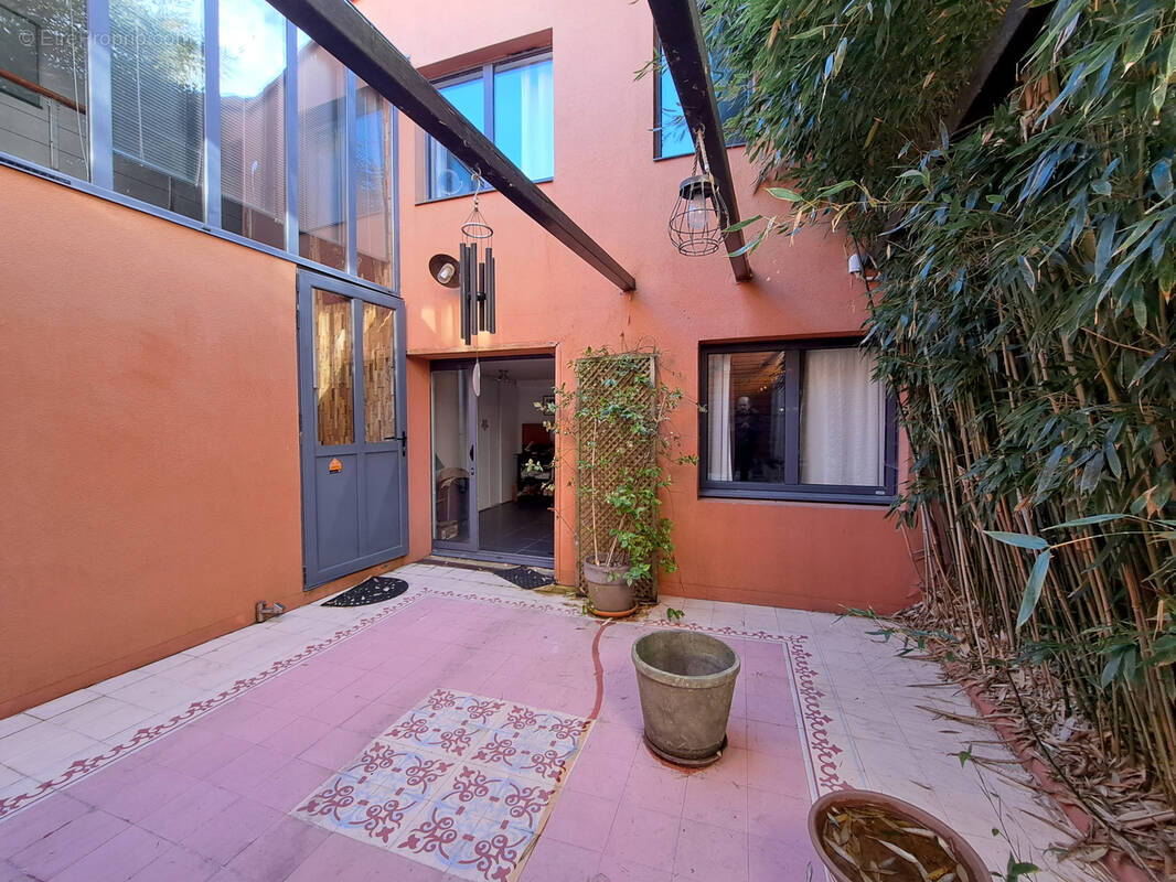 Maison à SAINT-JULIEN-DE-CONCELLES