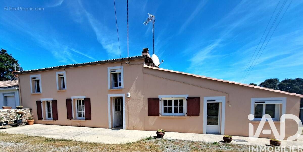 Photo 1 - Maison à LA FERRIERE