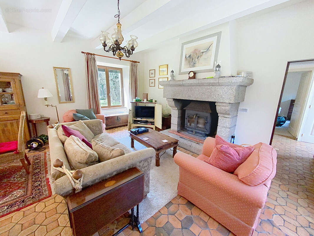 Maison à PLOREC-SUR-ARGUENON