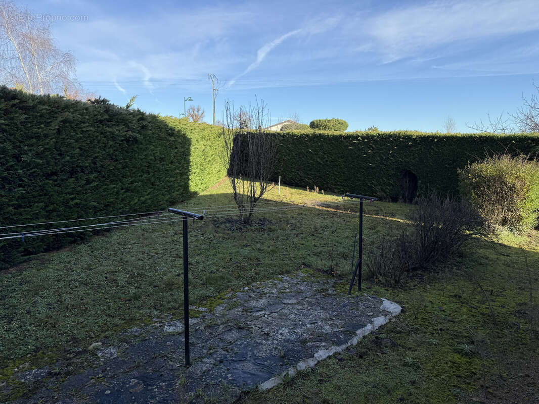 Maison à SAINT-GERMAIN-LAVAL