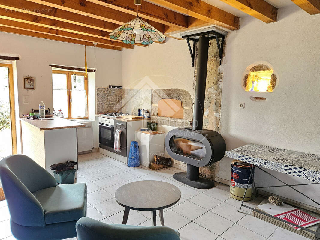 Maison à ARFEUILLES