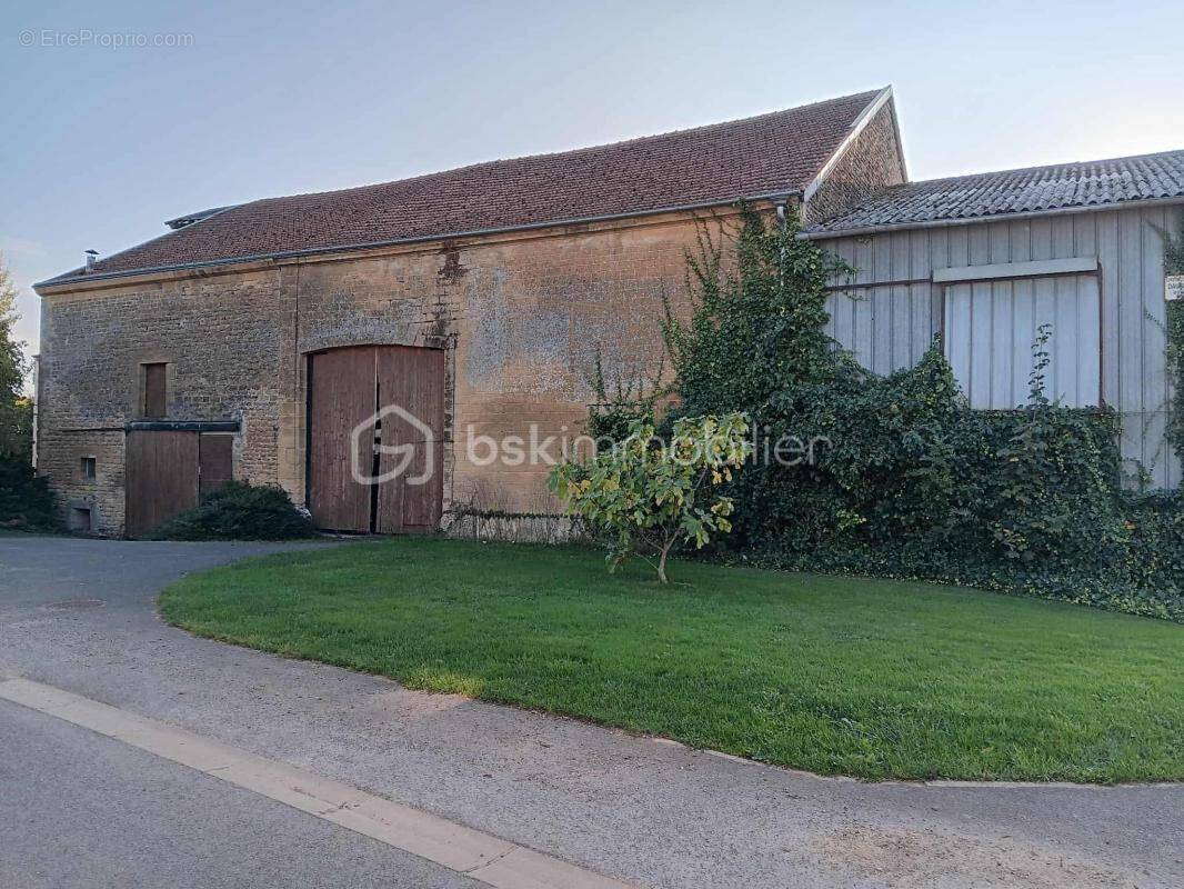 Terrain à POIX-TERRON