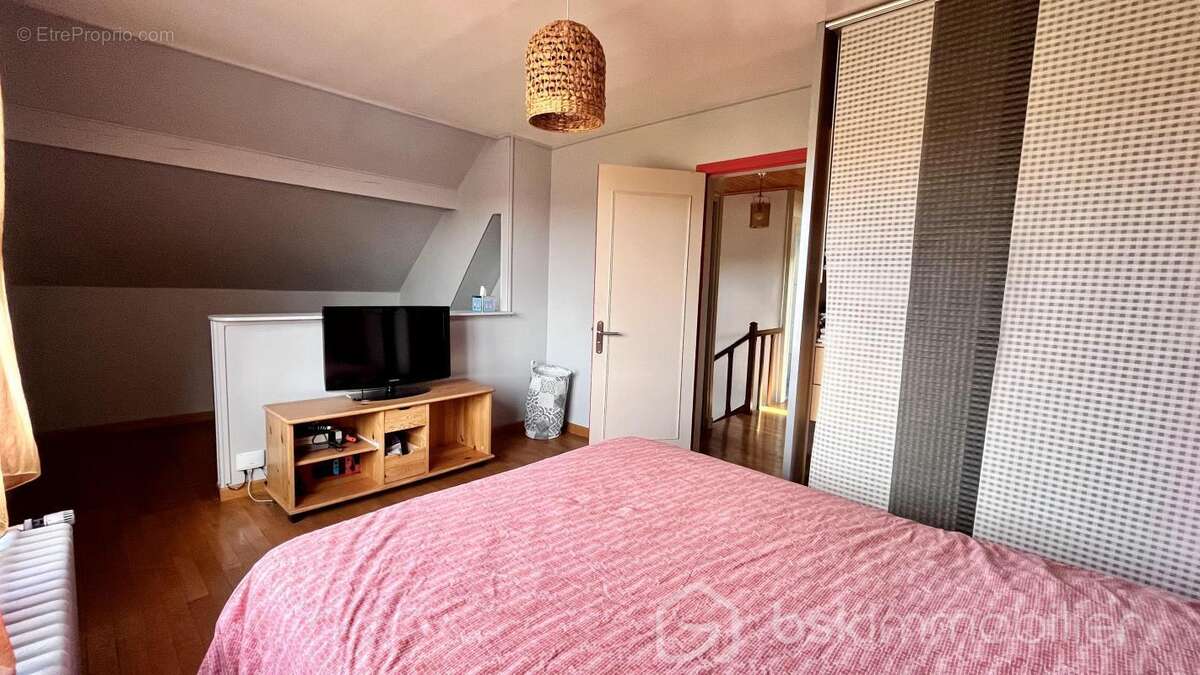 Maison à PONTAULT-COMBAULT