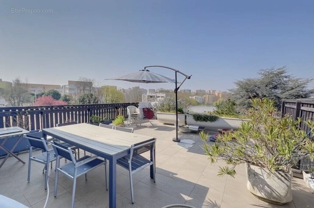 Appartement à CHAMPS-SUR-MARNE