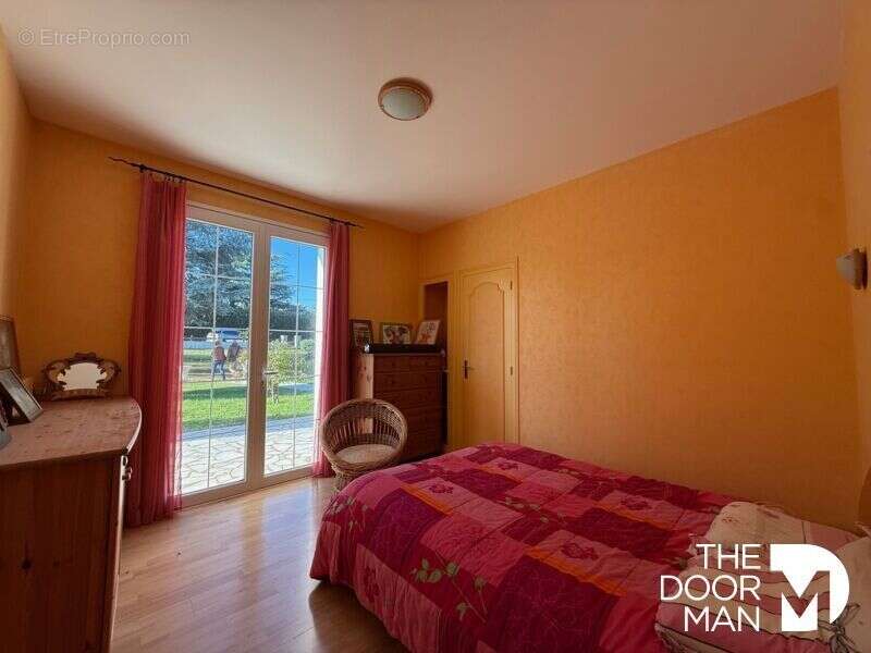 Maison à SAINT-GELAIS