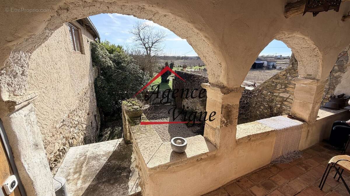 Maison à SAINT-VICTOR-DE-MALCAP