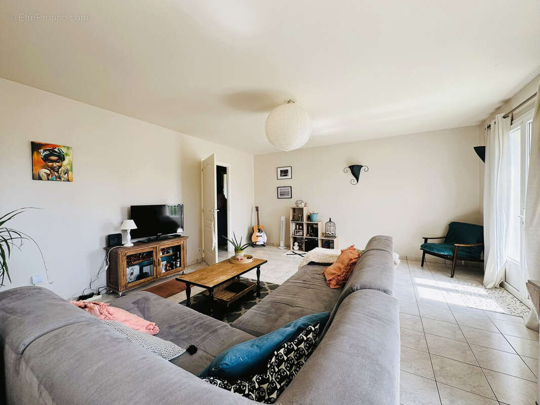 Appartement à CISSE