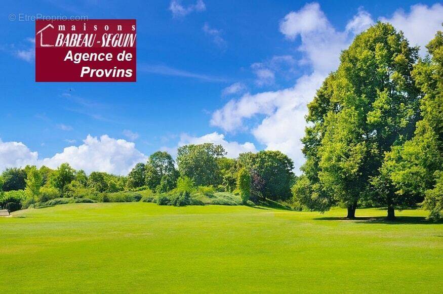 Terrain à BETON-BAZOCHES