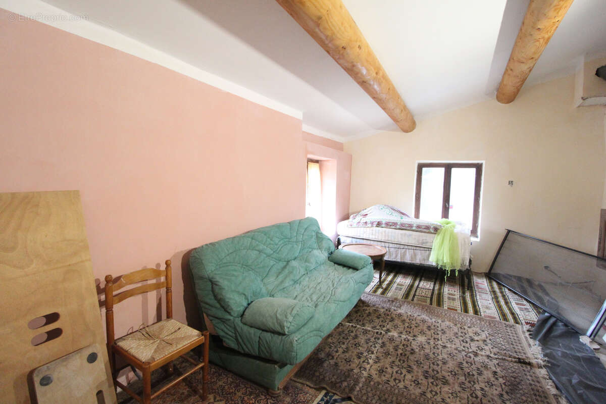 Maison à CERESTE