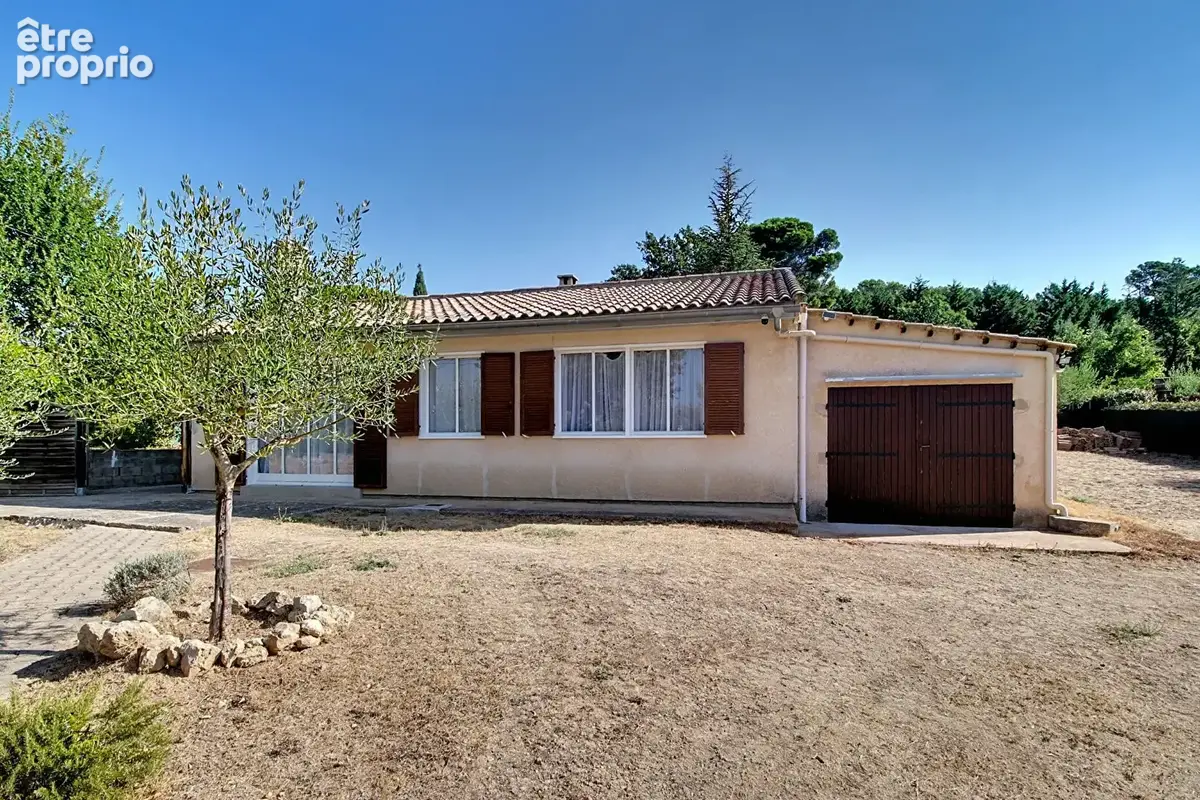 A VENDRE EN EXCLUSIVITÉ !  A SAINT-ANTONIN DU VAR - Maison de plain-pied de 82m² + garage  sur un terrain de 2300 m² - photo 18