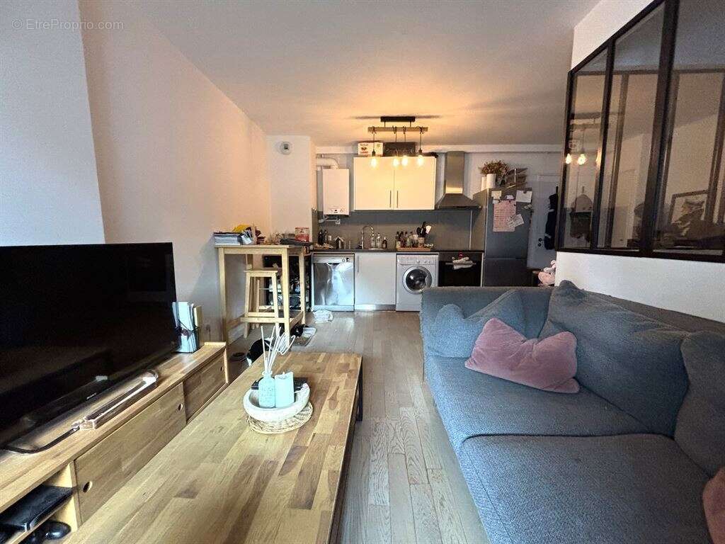 Appartement à SURESNES