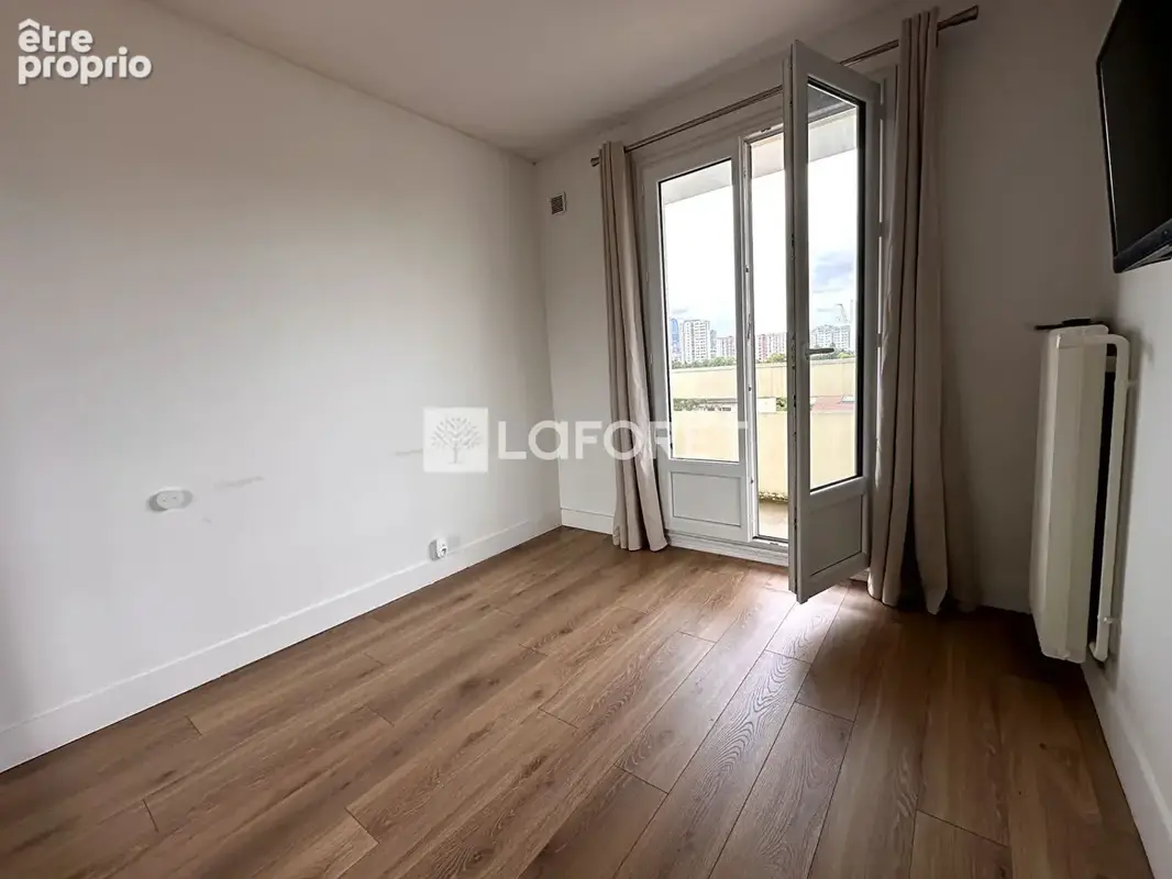 Appartement 2 pièces au dernier étage grand balcon 10 m² sans vis-à-vis - photo 9