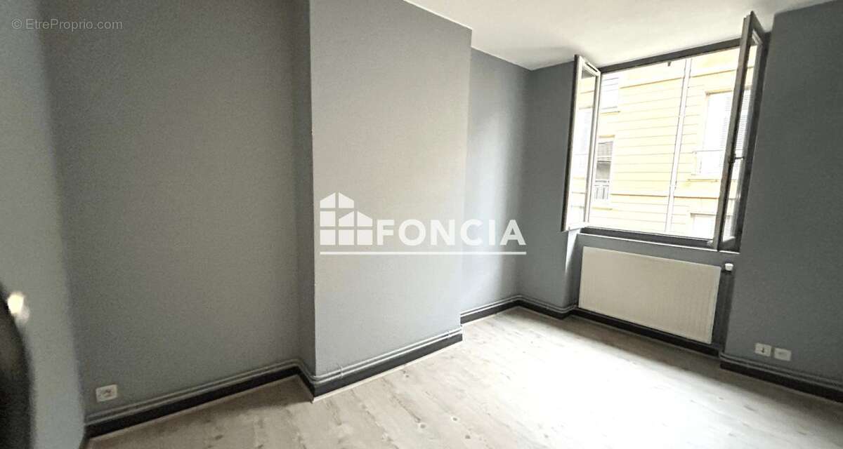 Appartement à SAINT-ETIENNE