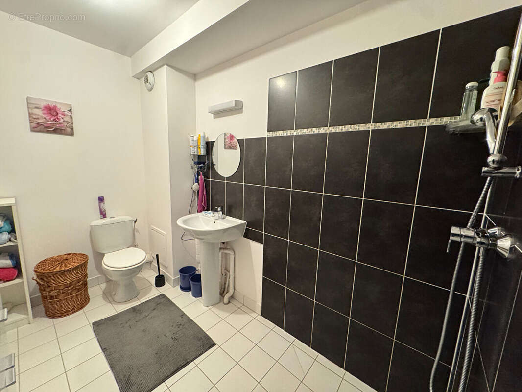 Appartement à FLEURY-SUR-ORNE