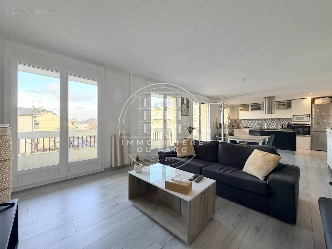 Appartement à POISSY