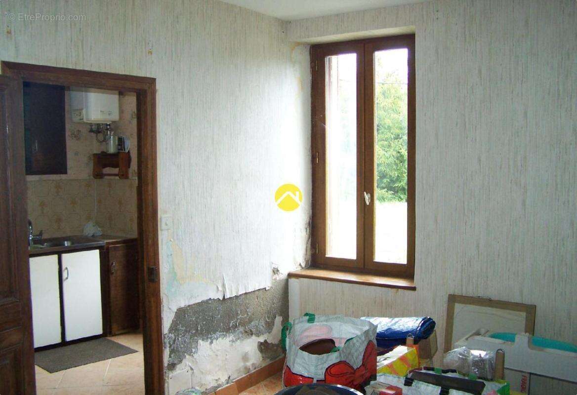 Maison a renover pour 1er achat - photo 10