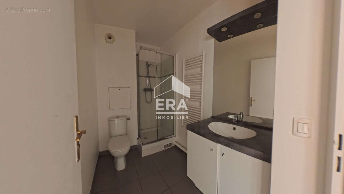 Appartement à SAINT-DENIS