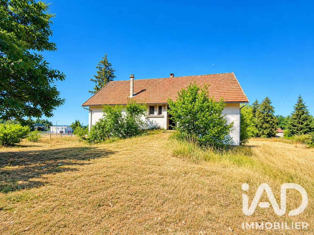 Maison 95 m² à Margerides  - photo 2