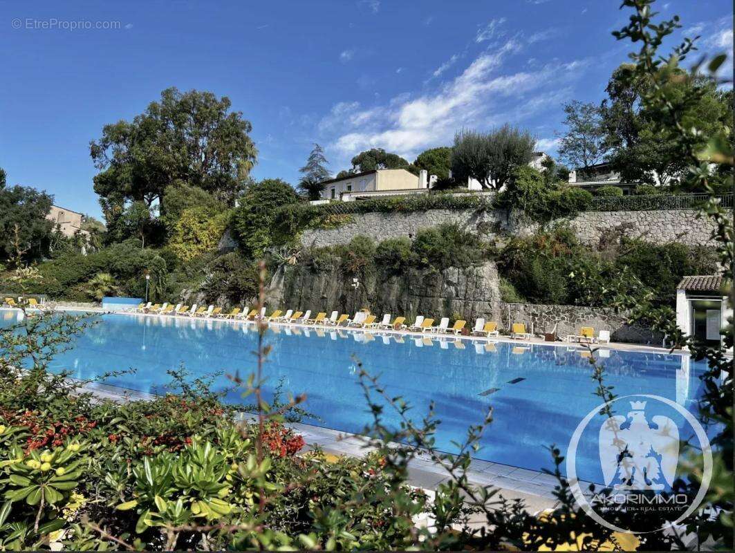 Maison à VILLENEUVE-LOUBET