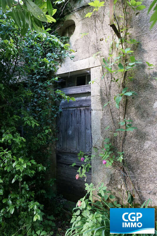 Maison 63 m² à Tauriac  - photo 2