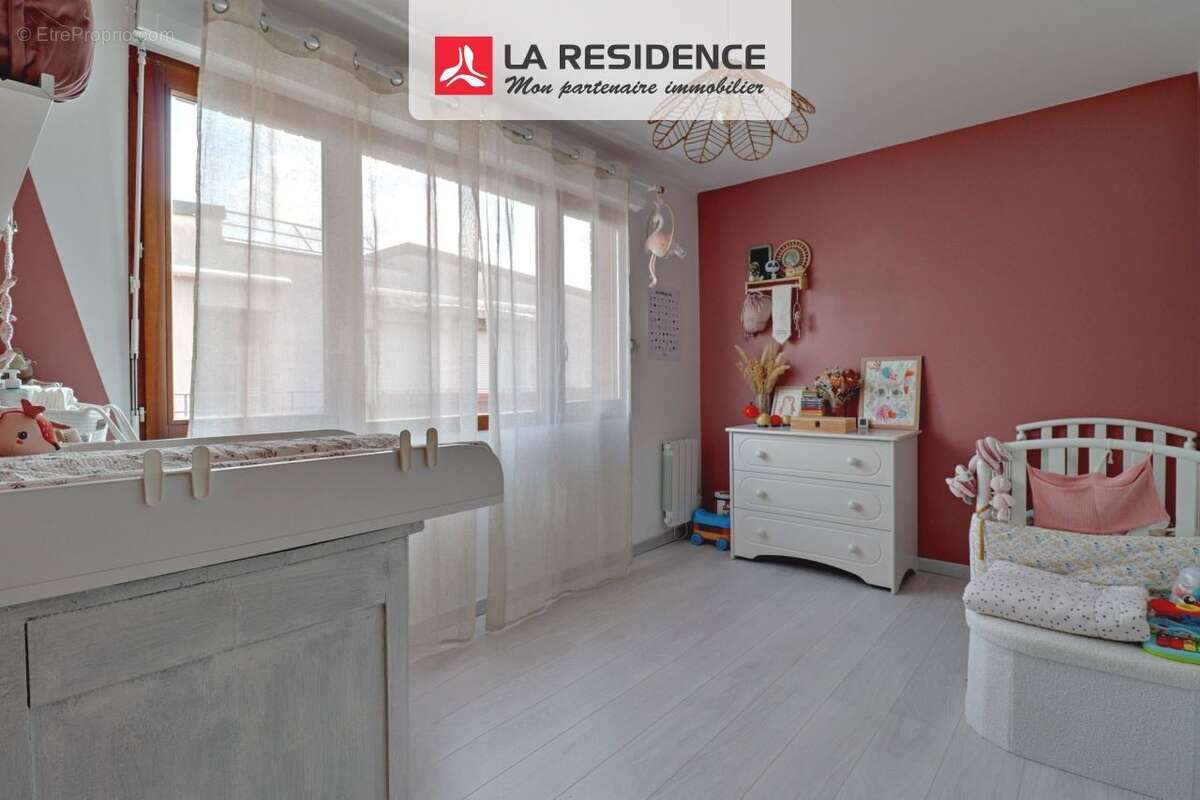 Appartement 67 m² à Carrieres-Sous-Poissy  - photo 7