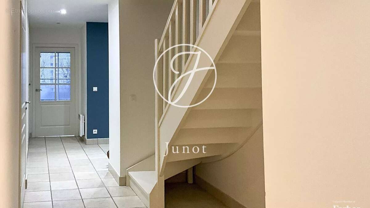 Appartement à MARCQ-EN-BAROEUL