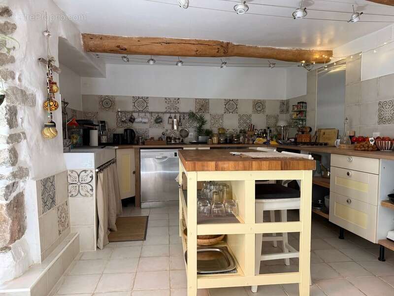 Maison de village avec patio et terrasse tropézienne – Siran (Minervois) - photo 4