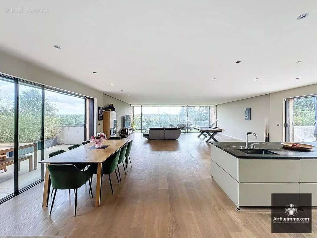 Maison à SAINT-LEGER-SUR-ROANNE