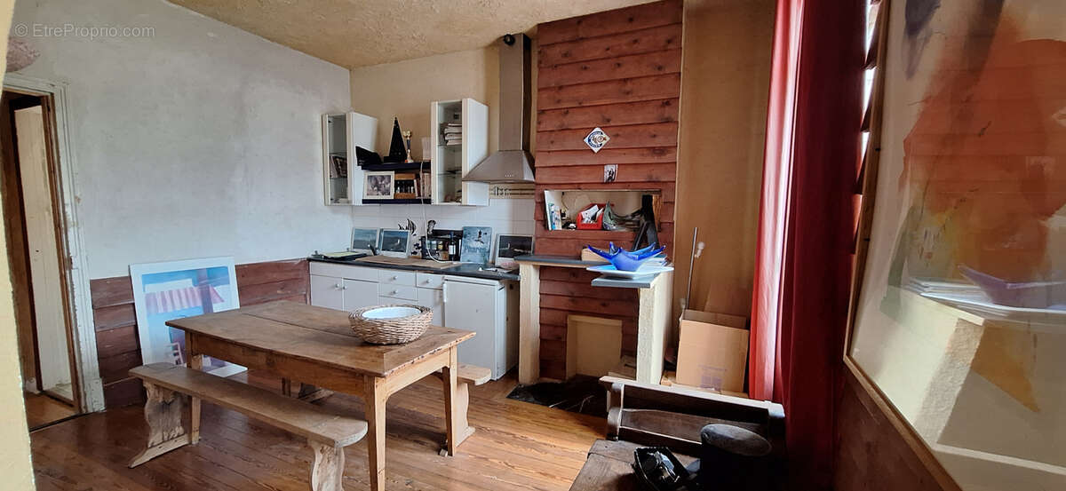 Commerce à SAINT-VALERIEN