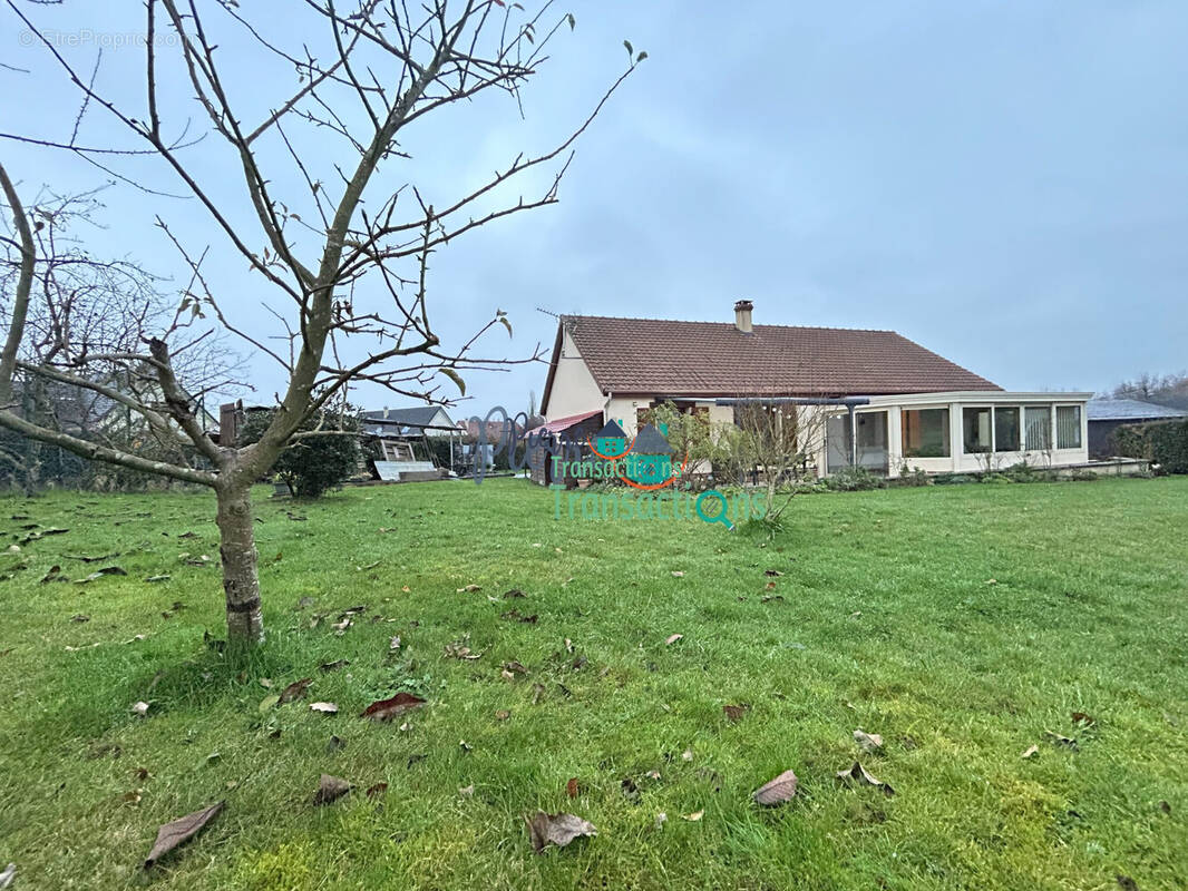 Maison à LILLEBONNE