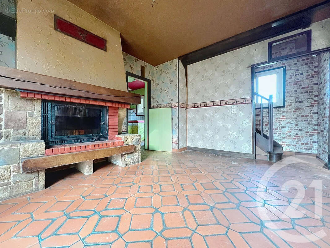 Maison à ROUGEMONTIERS