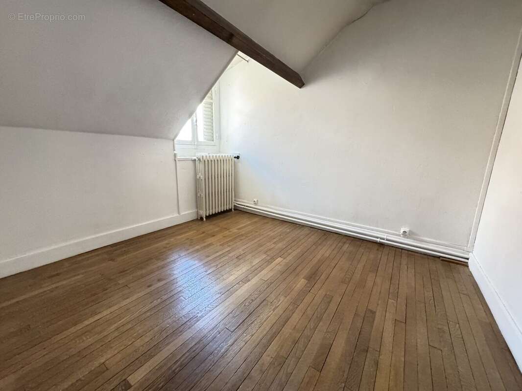 Maison 105 m² à Montlucon  - photo 6