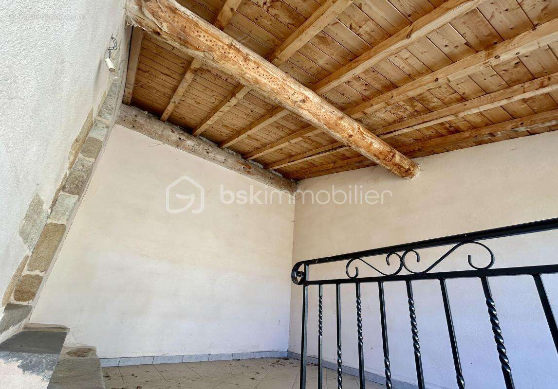 Maison à SAINT-JULIEN-DE-COPPEL